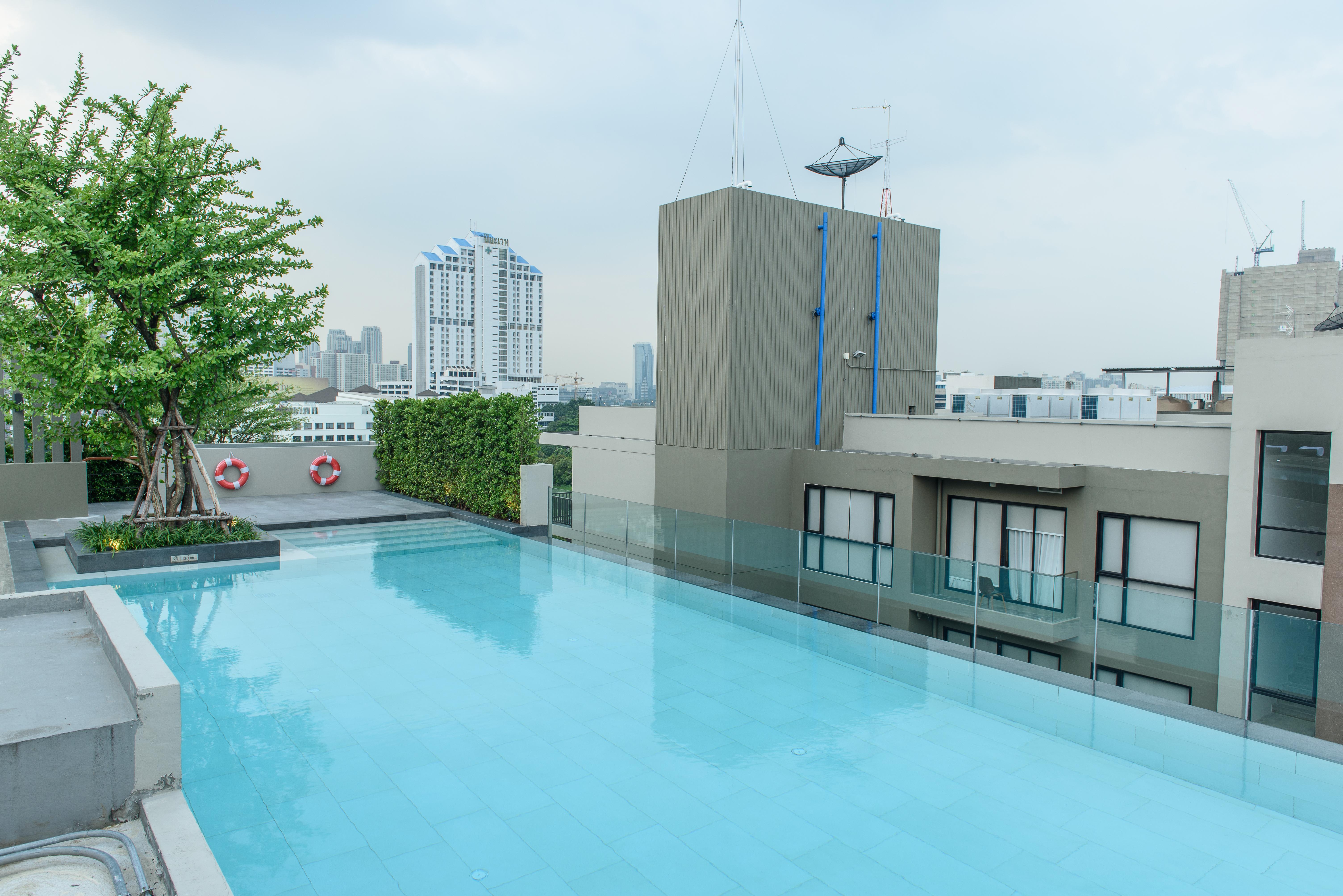 Alix Bangkok Hotel Buitenkant foto